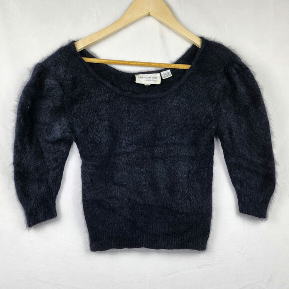 Vintage 80s Nordstrom Black Fuzzy Angora Rabbit Fur ¾ Sleeve Crop Top Sweater - Picture 1 of 7